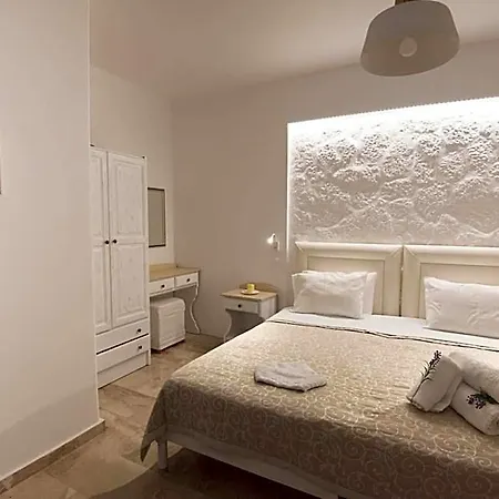 Hotel Eleana 4*